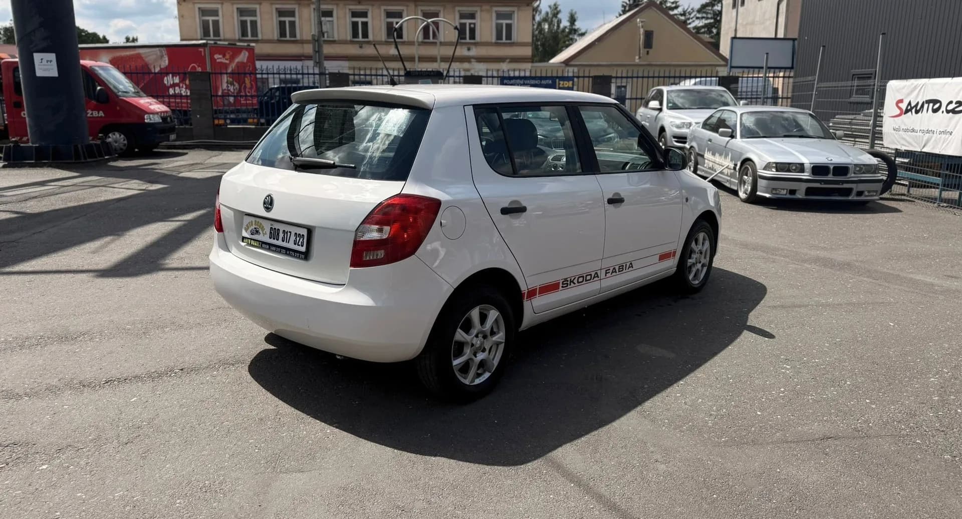 Škoda Fabia, bílá – fotografie 9