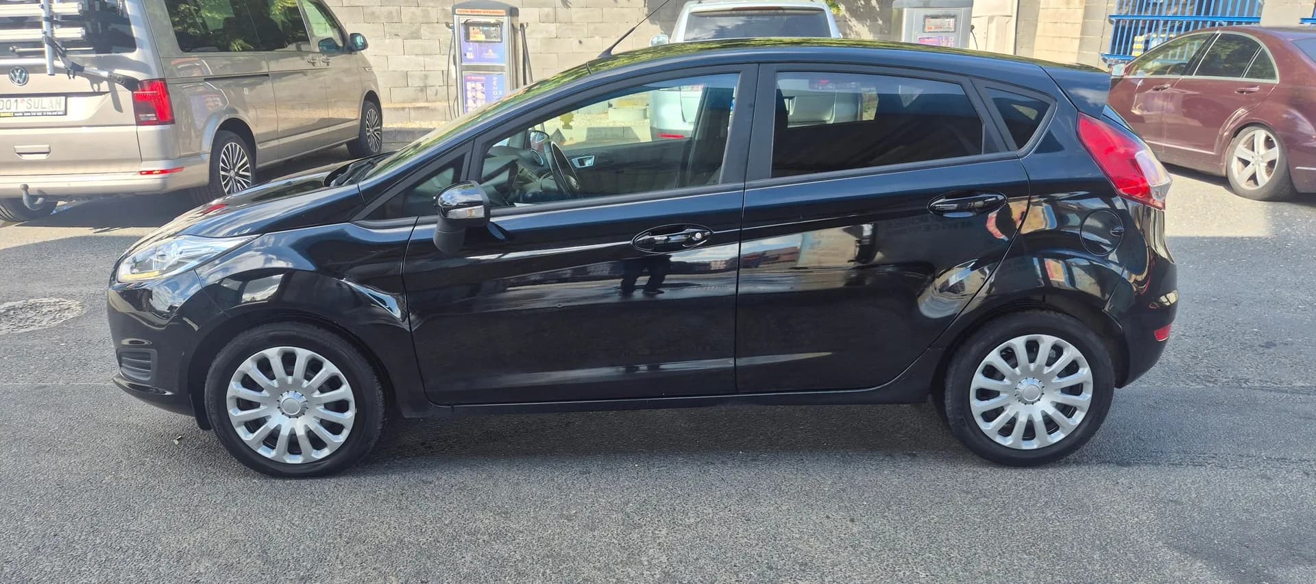 Ford Fiesta, černá metalíza – fotografie 4