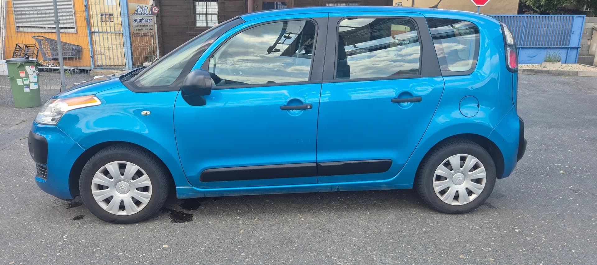 Citroën C3 Picasso, modrá metalíza – fotografie 4
