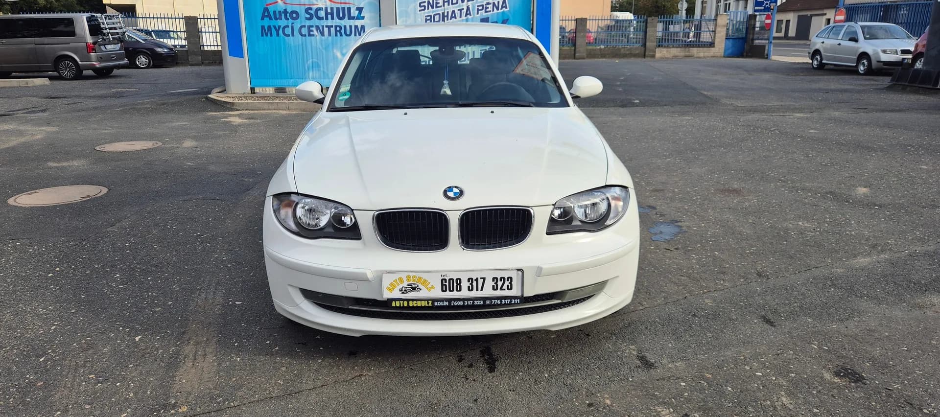 BMW Řada 1, bílá – fotografie 2