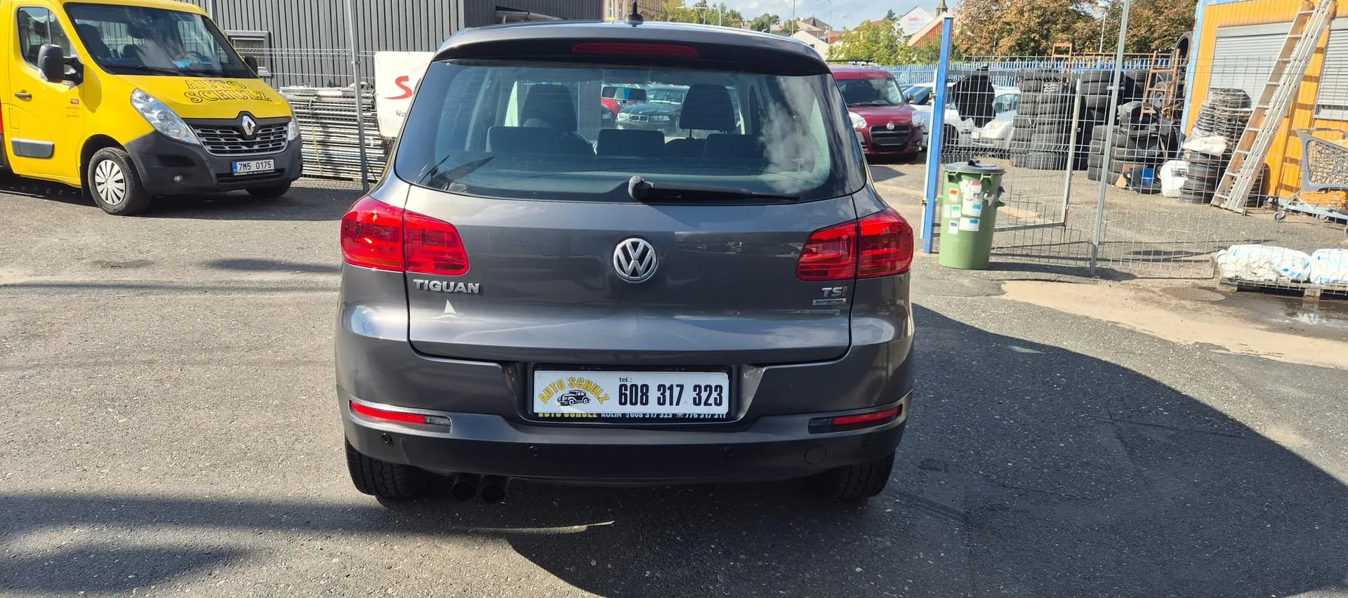 Volkswagen Tiguan, šedá metalíza – fotografie 6
