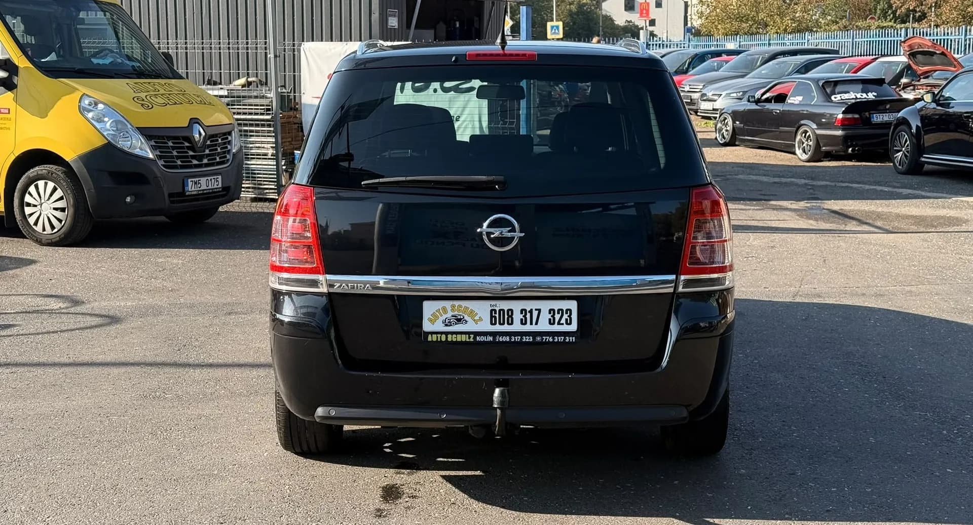 Opel Zafira, černá metalíza – fotografie 5